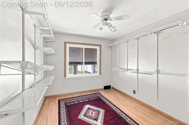 2950 Edsel Street, Trenton, MI 48183