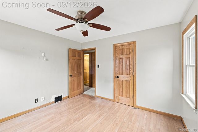 2950 Edsel Street, Trenton, MI 48183