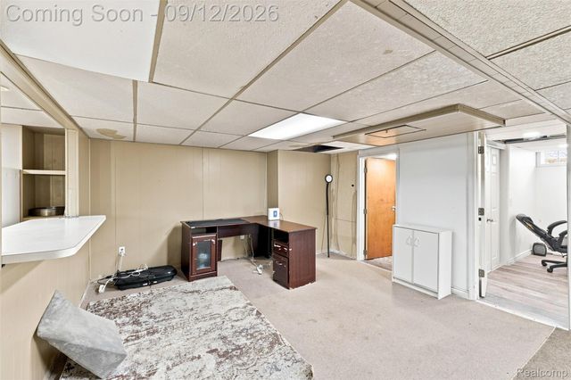 2950 Edsel Street, Trenton, MI 48183
