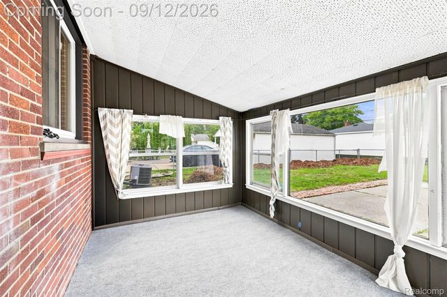 2950 Edsel Street, Trenton, MI 48183