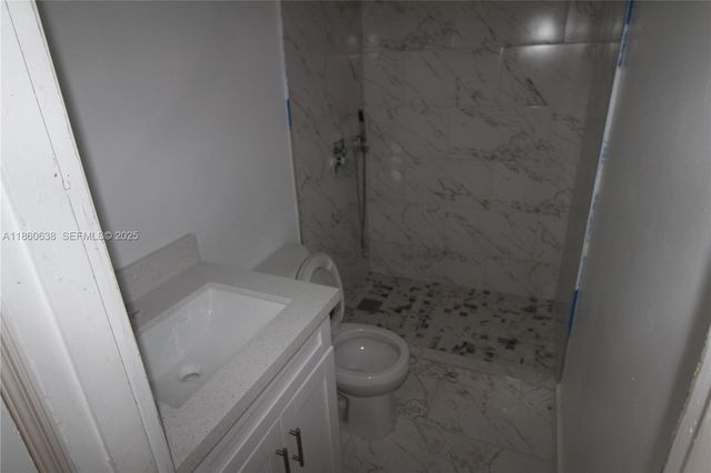 965 W 23rd Street, Hialeah, FL 33010
