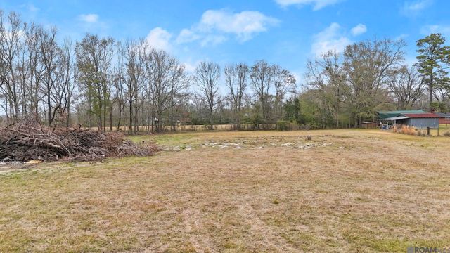 10564 Summerside Dr, Baker, LA 70714