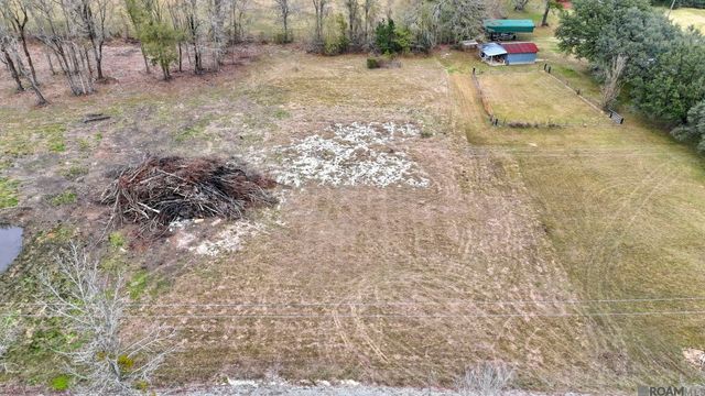 10564 Summerside Dr, Baker, LA 70714
