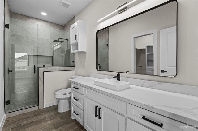 1809 N Mangrove Street, San Juan, TX 78589