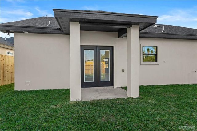 1809 N Mangrove Street, San Juan, TX 78589