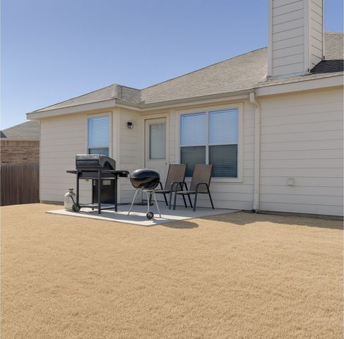 1121 Roping Reins Way, Fort Worth, TX 76052