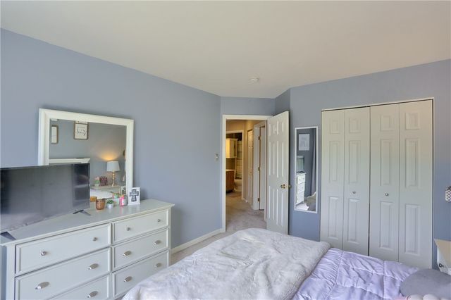 1871 Pioneer Dr, Franklin Park, PA 15143