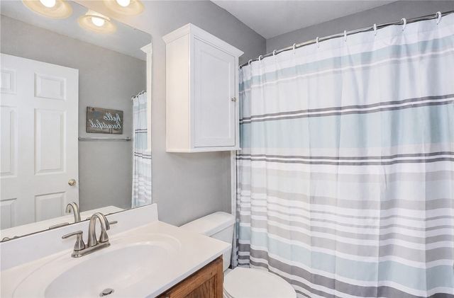 1871 Pioneer Dr, Franklin Park, PA 15143