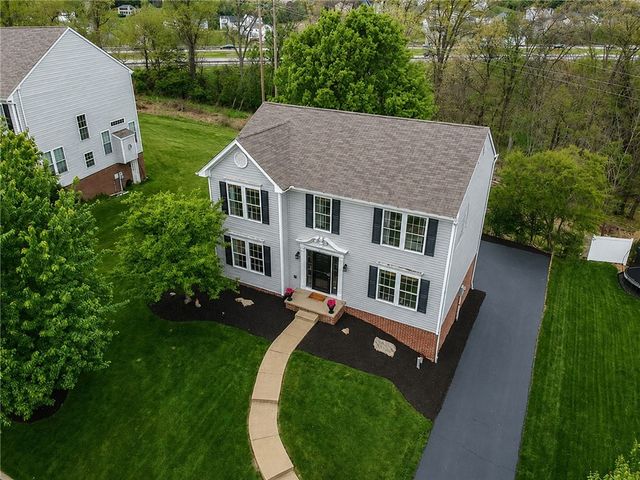 1871 Pioneer Dr, Franklin Park, PA 15143