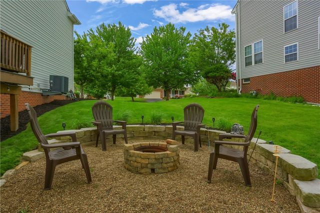 1871 Pioneer Dr, Franklin Park, PA 15143
