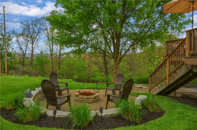 1871 Pioneer Dr, Franklin Park, PA 15143