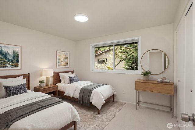 2711 101st Place NE, Bellevue, WA 98004