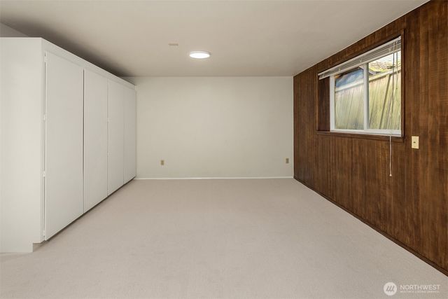 2711 101st Place NE, Bellevue, WA 98004
