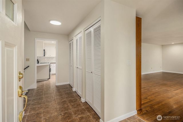 2711 101st Place NE, Bellevue, WA 98004