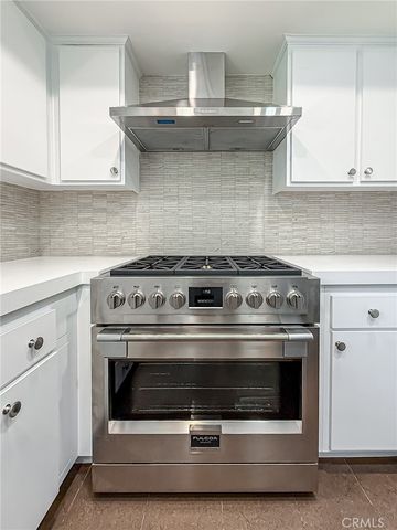 21900 Marylee 279, Woodland Hills, CA 91367