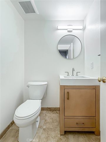 21900 Marylee 279, Woodland Hills, CA 91367