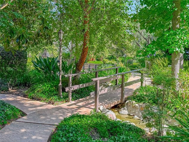 21900 Marylee 279, Woodland Hills, CA 91367