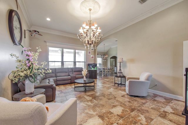 345 Lansdown Drive, Houma, LA 70360