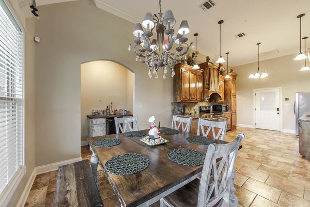 345 Lansdown Drive, Houma, LA 70360