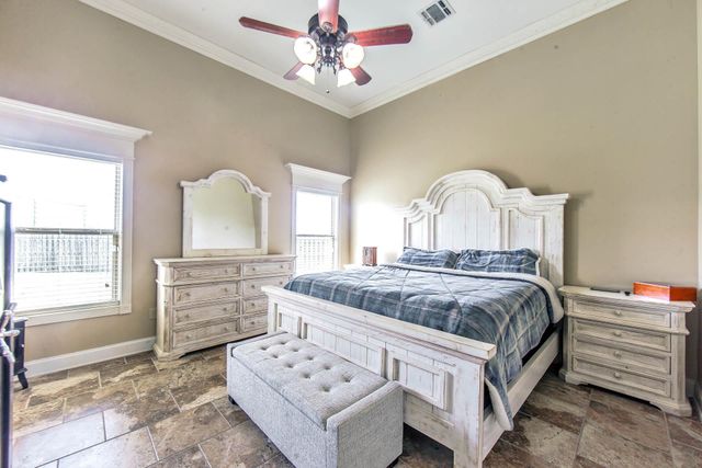 345 Lansdown Drive, Houma, LA 70360