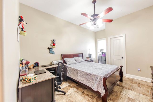 345 Lansdown Drive, Houma, LA 70360