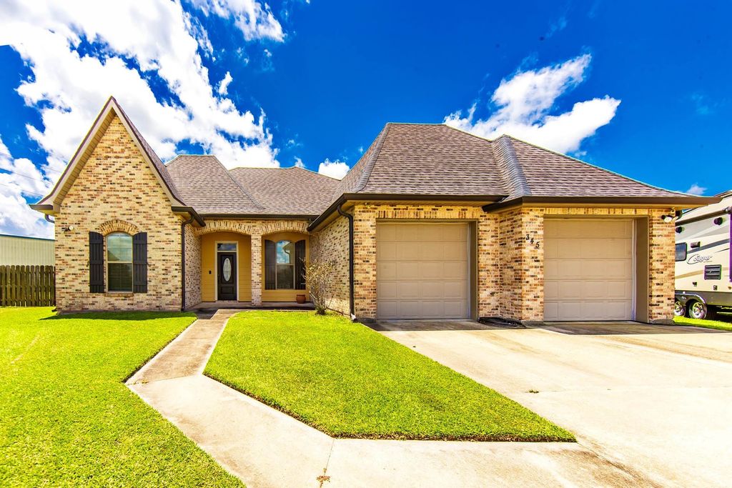 345 Lansdown Drive, Houma, LA 70360