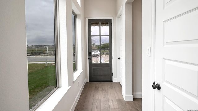 5042 Obispo Cir, Schertz, TX 78124