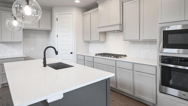 5042 Obispo Cir, Schertz, TX 78124