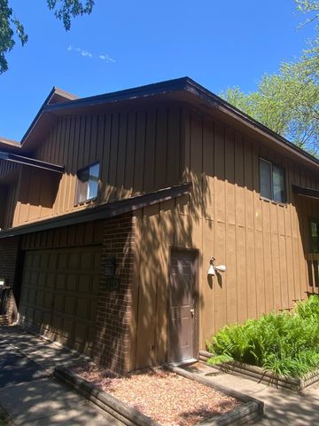 6908 Unity Avenue N, Brooklyn Center, MN 55429