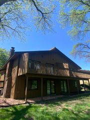 6908 Unity Avenue N, Brooklyn Center, MN 55429