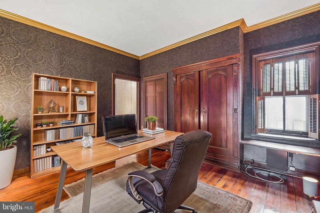 2217 LOCUST ST, PHILADELPHIA, PA 19103 — photo 5