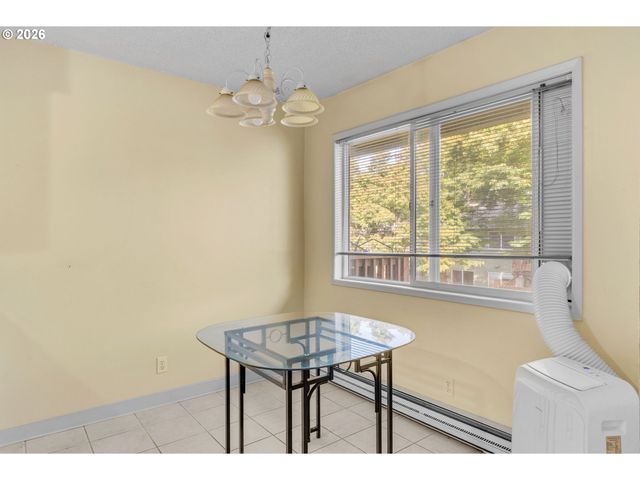 13155 Sw ALLEN Blvd 24, Beaverton, OR 97005