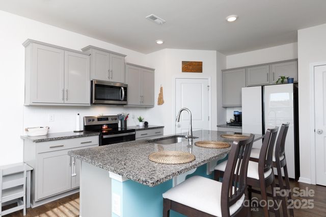 292 Court House Avenue, York, SC 29745