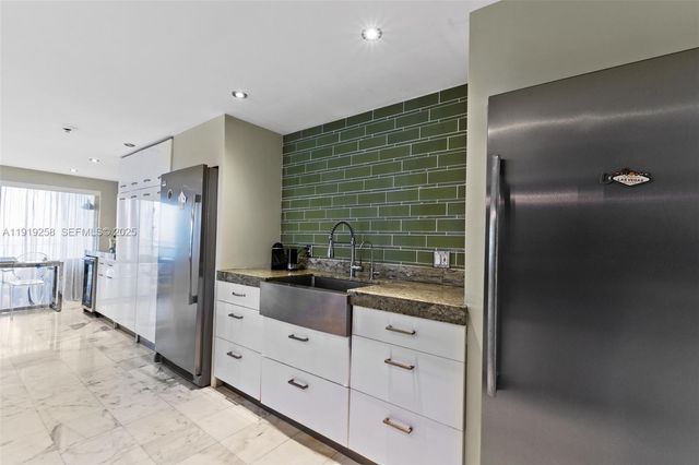 1800 NE 114th Street 1903, Miami, FL 33181