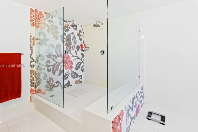 1800 NE 114th Street 1903, Miami, FL 33181