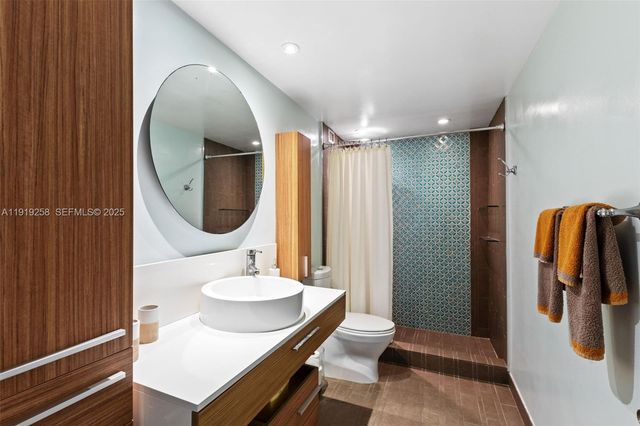 1800 NE 114th Street 1903, Miami, FL 33181