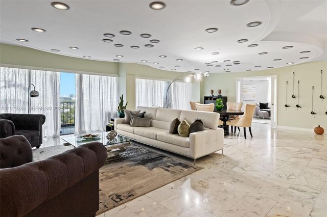 1800 NE 114th Street 1903, Miami, FL 33181