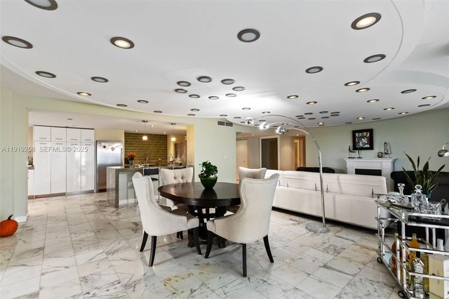 1800 NE 114th Street 1903, Miami, FL 33181
