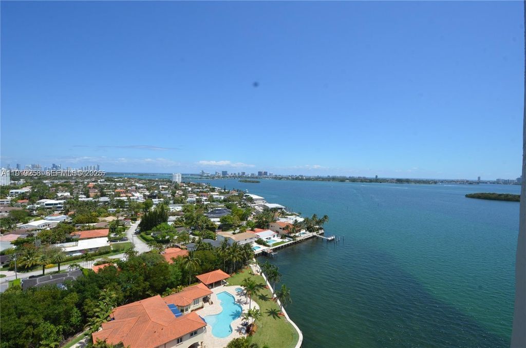1800 NE 114th Street 1903, Miami, FL 33181