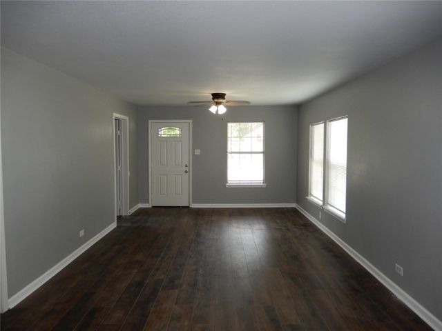 6814 Donlen Street, Houston, TX 77022