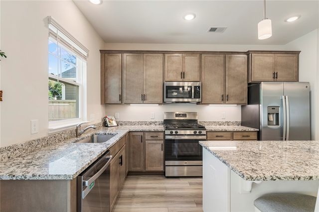 204 Ridgepark Lane, Greenville, SC 29605