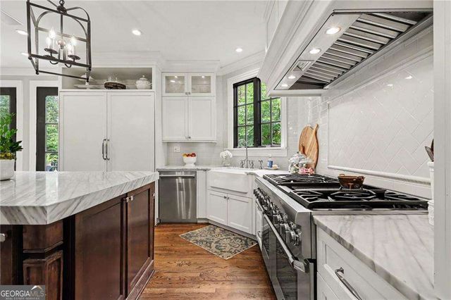 2375 Massey Lane, Decatur, GA 30033