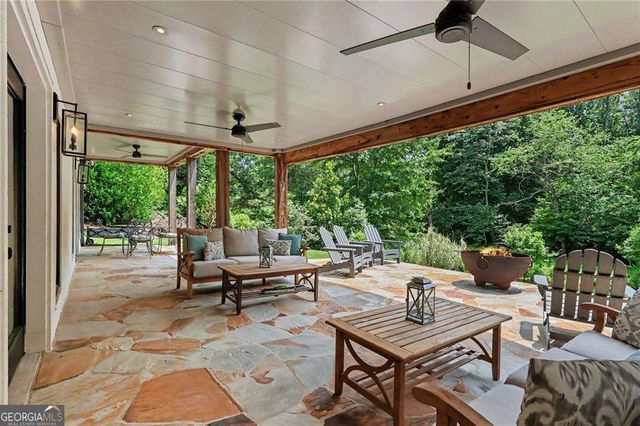 2375 Massey Lane, Decatur, GA 30033