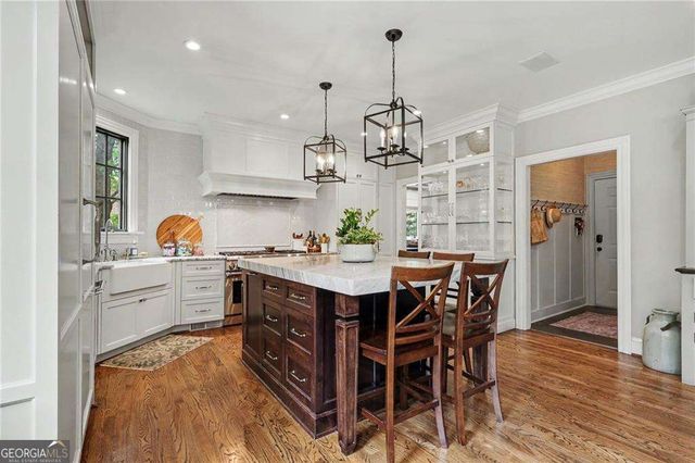 2375 Massey Lane, Decatur, GA 30033