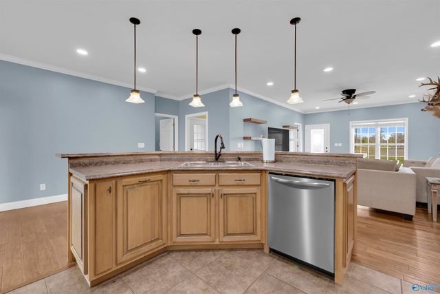 101 Pebble Lane, Sylvania, AL 35988