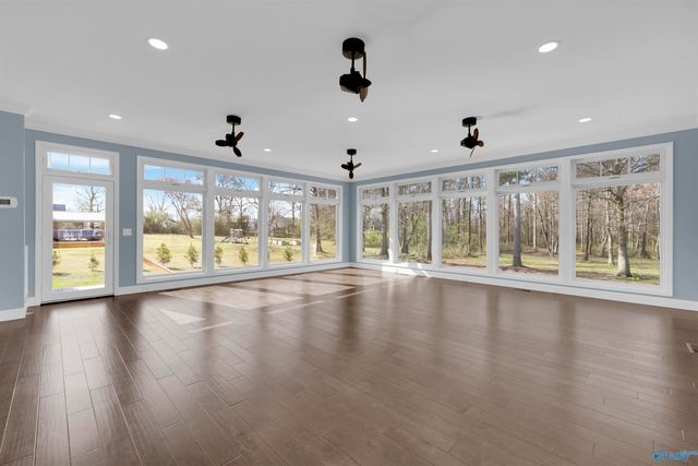 101 Pebble Lane, Sylvania, AL 35988