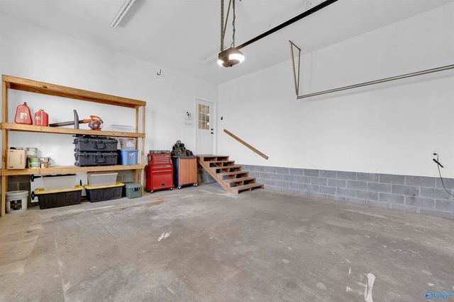 101 Pebble Lane, Sylvania, AL 35988