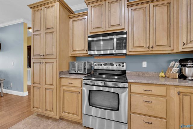 101 Pebble Lane, Sylvania, AL 35988