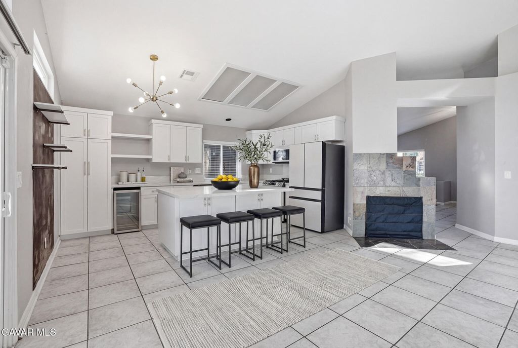 39724 Tesoro Lane, Palmdale, CA 93551