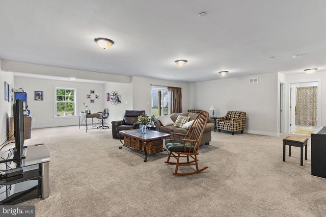 2421 EASY ST, Fallston, MD 21047